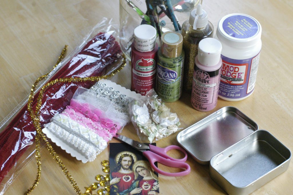 DIY Sacred Heart Pocket Shrine